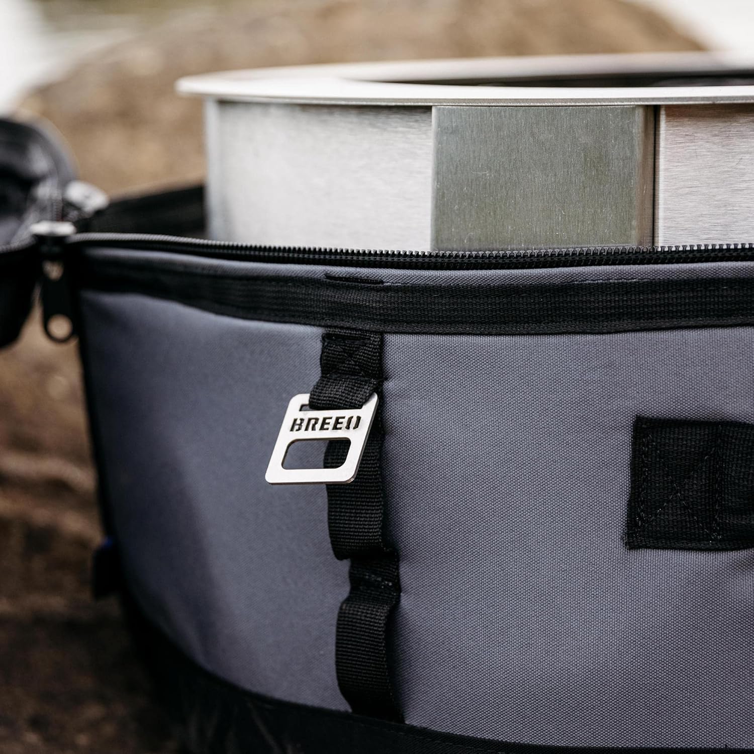 Breeo Y Series Transit Case - Round Fire Pit Cover - Firepit Cover for Carrying & Transporting - Bag for the Y Series Smokeless Fire Pit - Rubberized Vinyl Lid and Botton - Water Resistant - USA Made