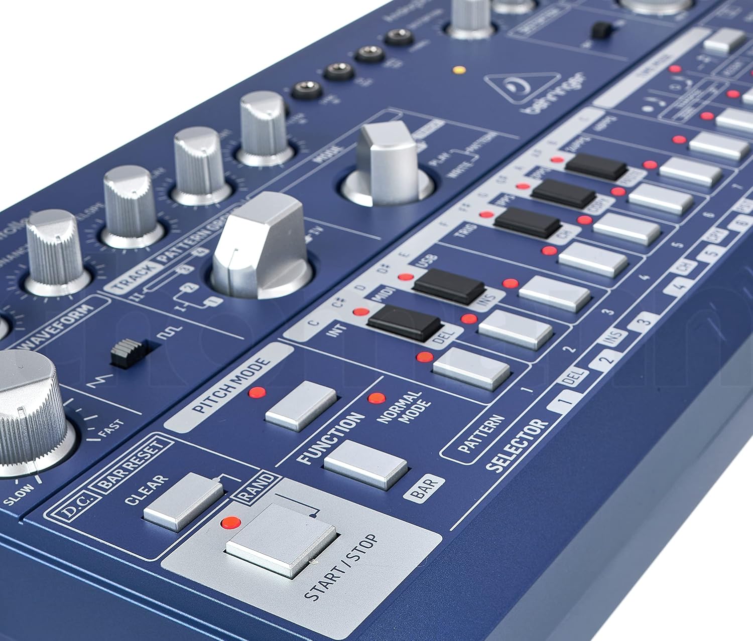 Behringer TD-3-BU Analog Bass Line Synthesizer with VCO, VCF, 16-Step Sequencer, Distortion Effects and 16-Voice Poly Chain