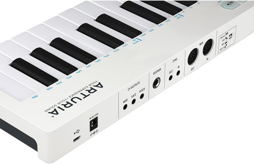 Arturia 430201 KeyStep 32-Key MIDI Controller and Sequencer Keyboard White (Renewed)