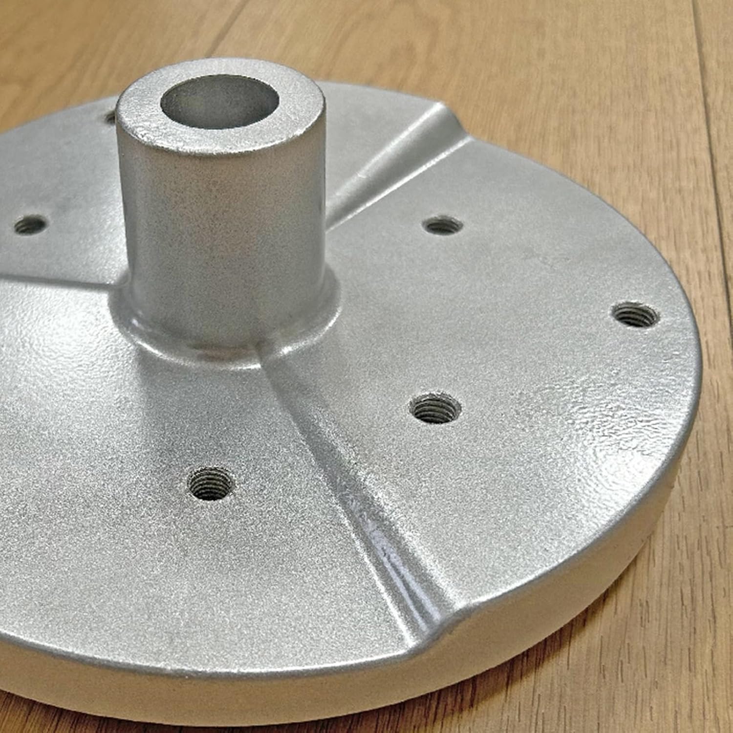 3 Blades Wind Turbine Hub DIY Windmill Accessories Horizontal Axis Wind Turbine Flat Hub Aluminum Alloy Wind Turbine Flange