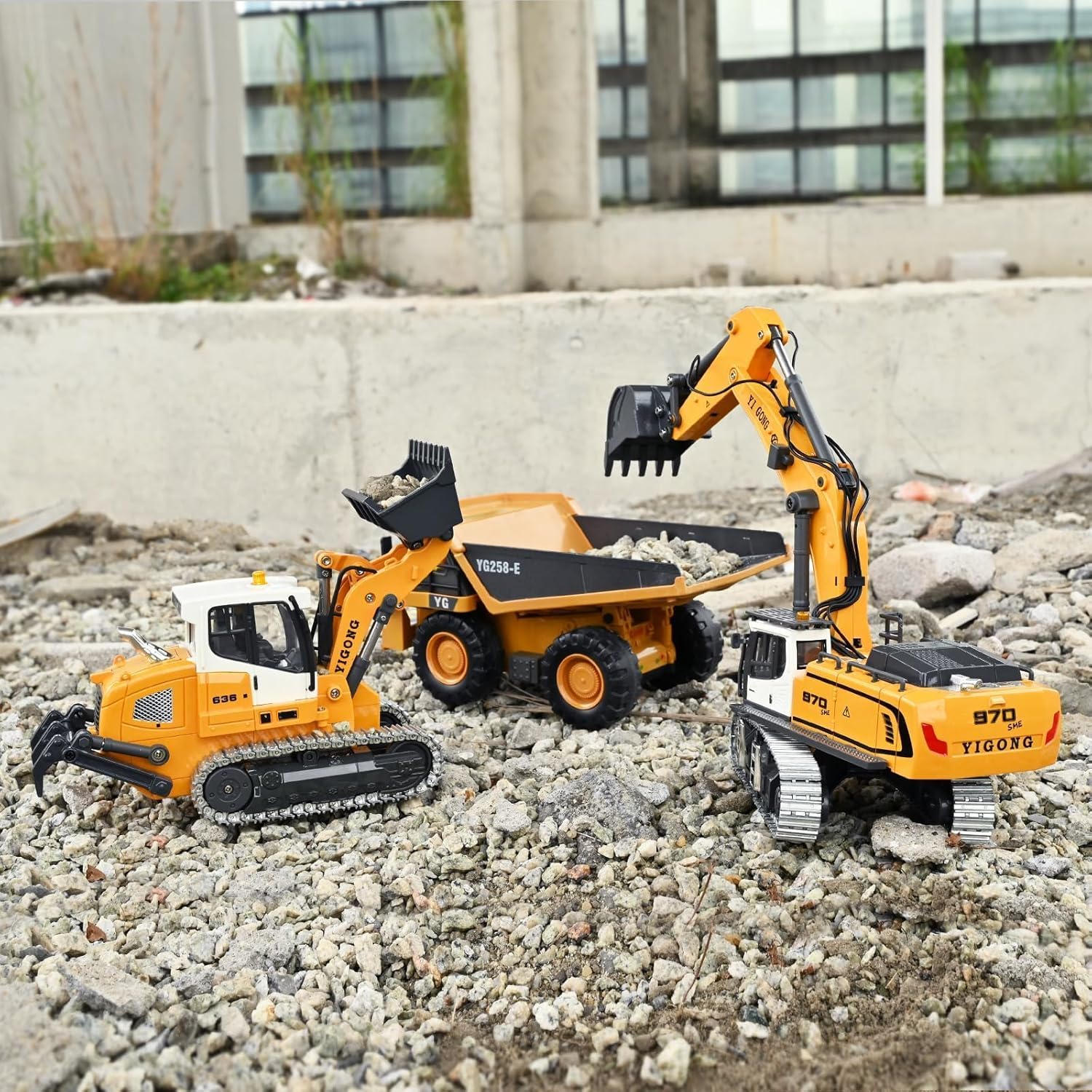 Pro-Grade Remote Control Excavator for Adult Metal Micro-Scale RC Construction Model with Leadscrew Digging System, Dual Battery Includes Portable Carry Case