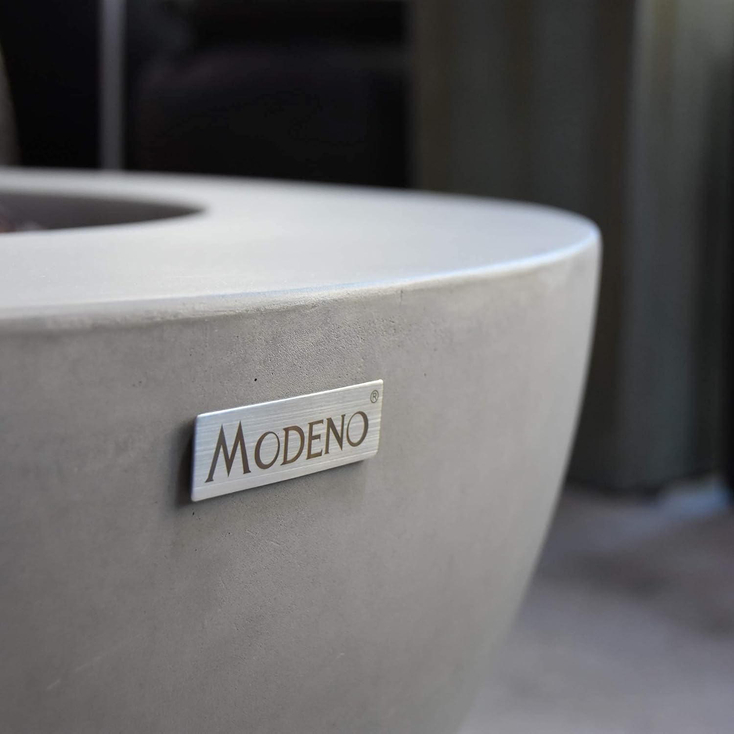 MODENO Roca Concrete Propane Fire Table