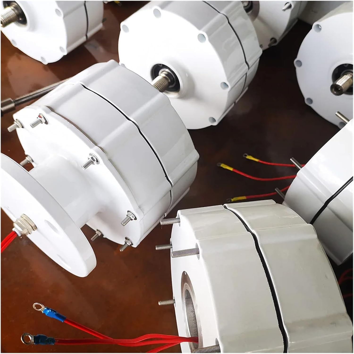 2000W Wind Turbine Generator 24V 48V Gearless Permanent Magnet Generator For Low Speed Household Use In Wind Turbines And Water Turbines Low Starting Speed for Home(With Base,12V_2000W 300RPM)