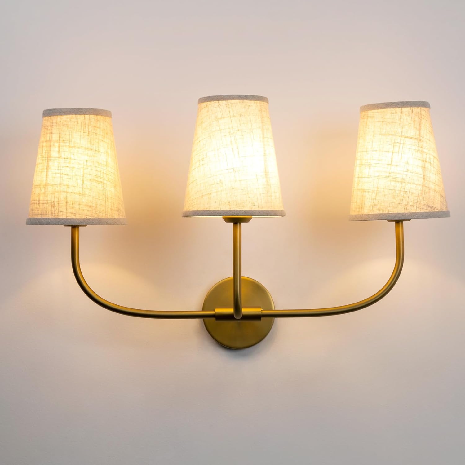 Pathson 3 Lights Brass Wall Sconce Lamps with Linen Fabric Lampshade, Vintage Fabric Bathroom Wall Light Fixtures, E26 Bulb Base Wall Vanity Lighting Decor for Bedroom Living Room