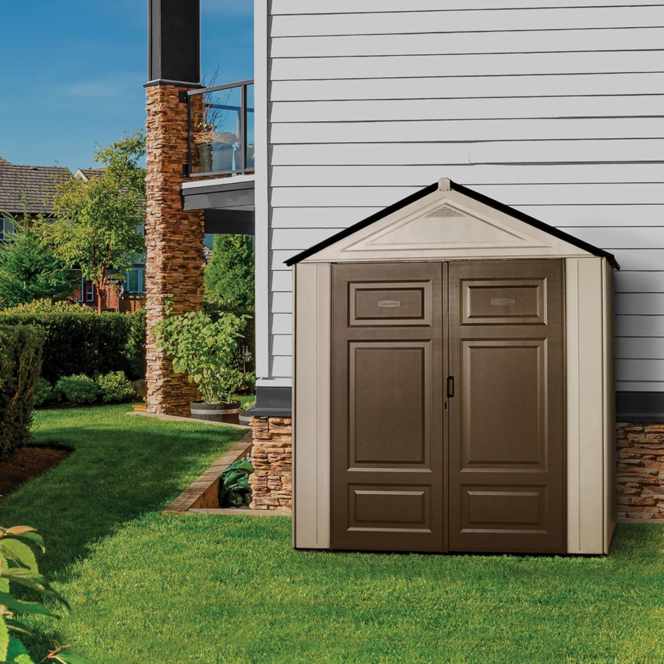 Rubbermaid Resin Outdoor Storage Shed With Floor (7 x 3.5 Ft.) Weather Resistant Brown/Grey Organization for Home/Lawn Mower/Backyard Equipment/Bike Storage/Pool Supplies
