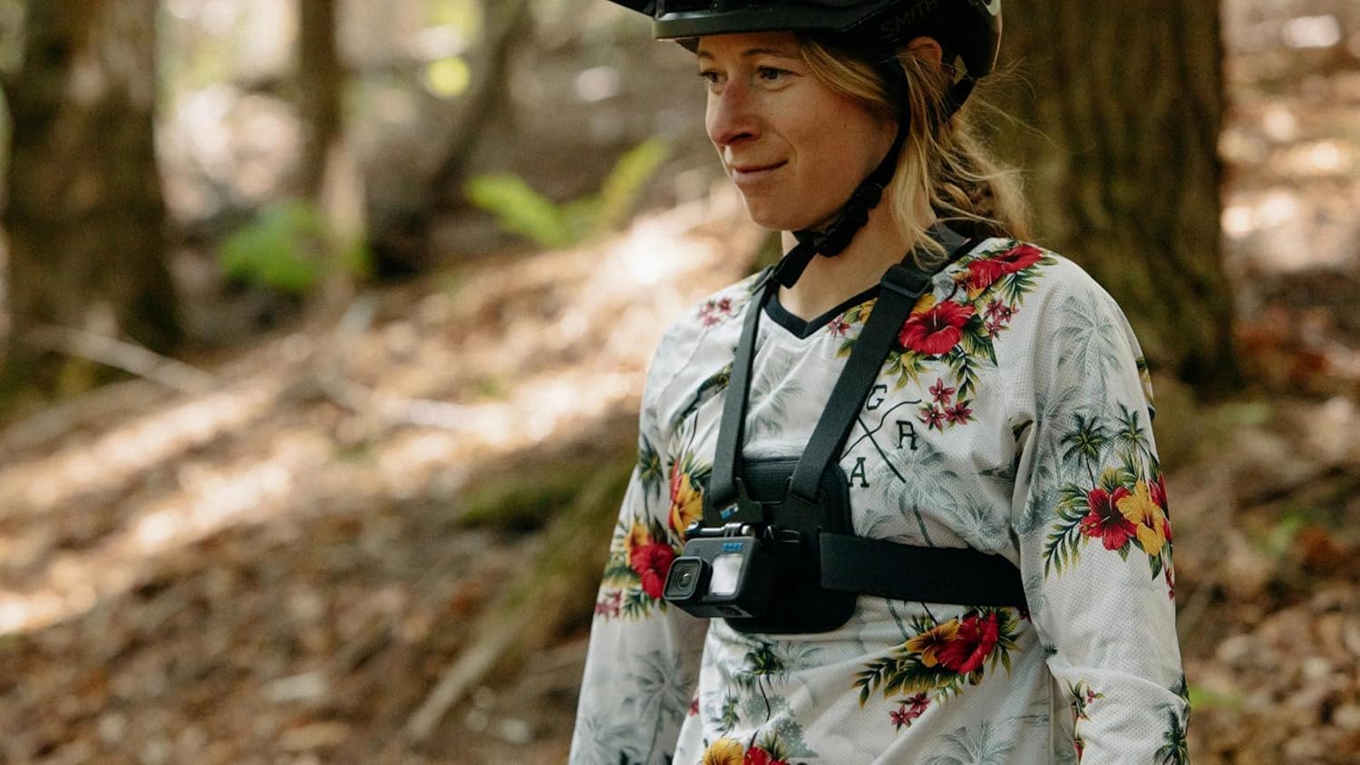 GoPro Sports Kit (Chesty (Performance Chest Mount, Handlebar/Seatpost/Pole Mount, Compact Case) - Official GoPro Accessories