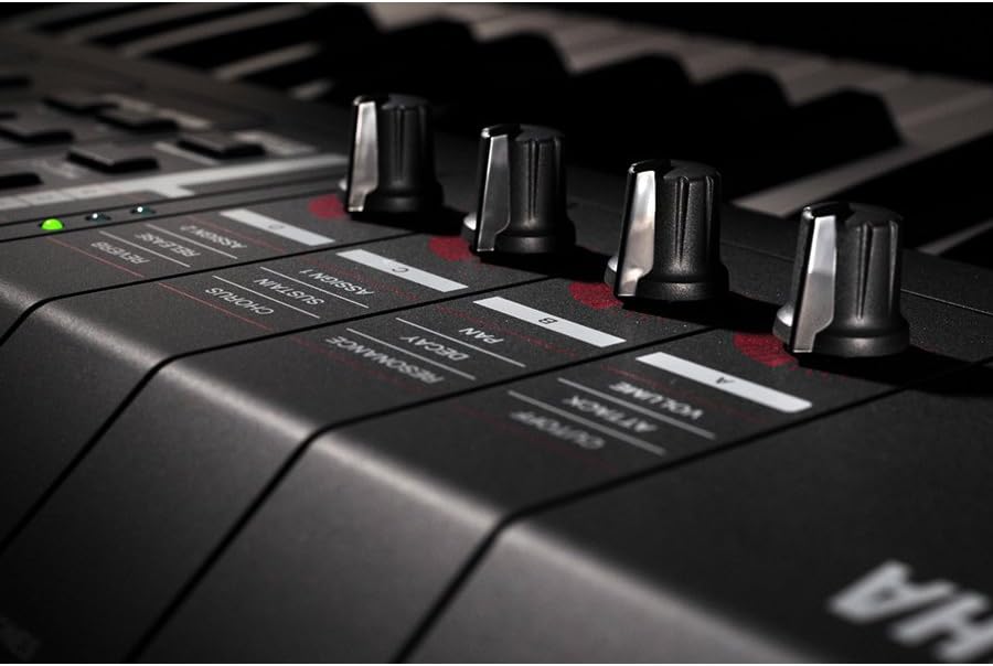 Yamaha MX61 61-Key Keyboard Production Station