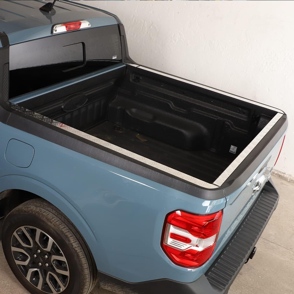 Car Truck Rear Slot Top Edge Guard Compatible with Ford Maverick 2022 Tailgate Spoiler Cap Tailgate Cover Molding Top Upper Protector Cap Strip Trunk Tailgate Top Edge Guard Trim Exterior Accessories