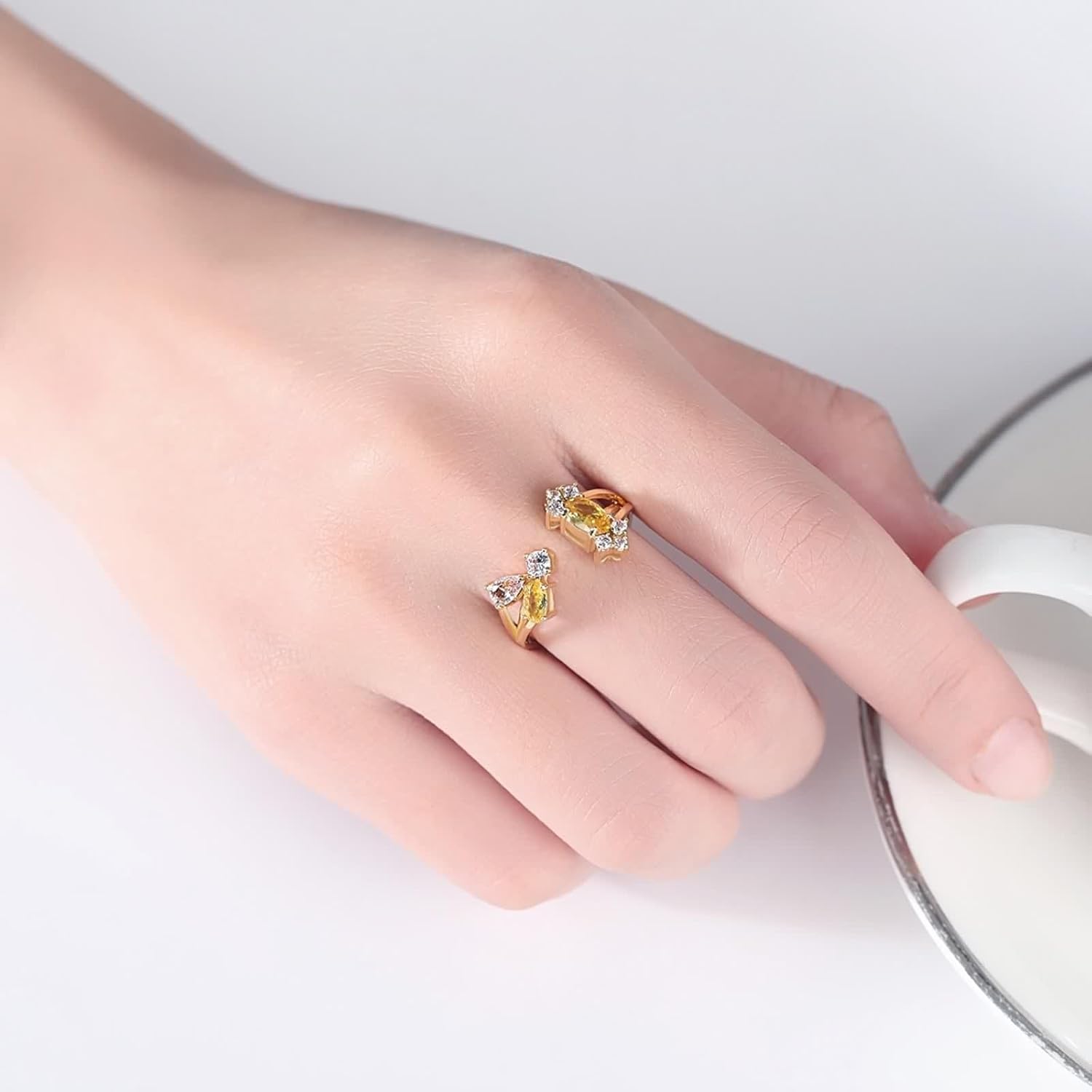 18 Karat Yellow Gold Ring, Wedding Band Women Citrine Moissanite Open Gold Jewelry for Bride