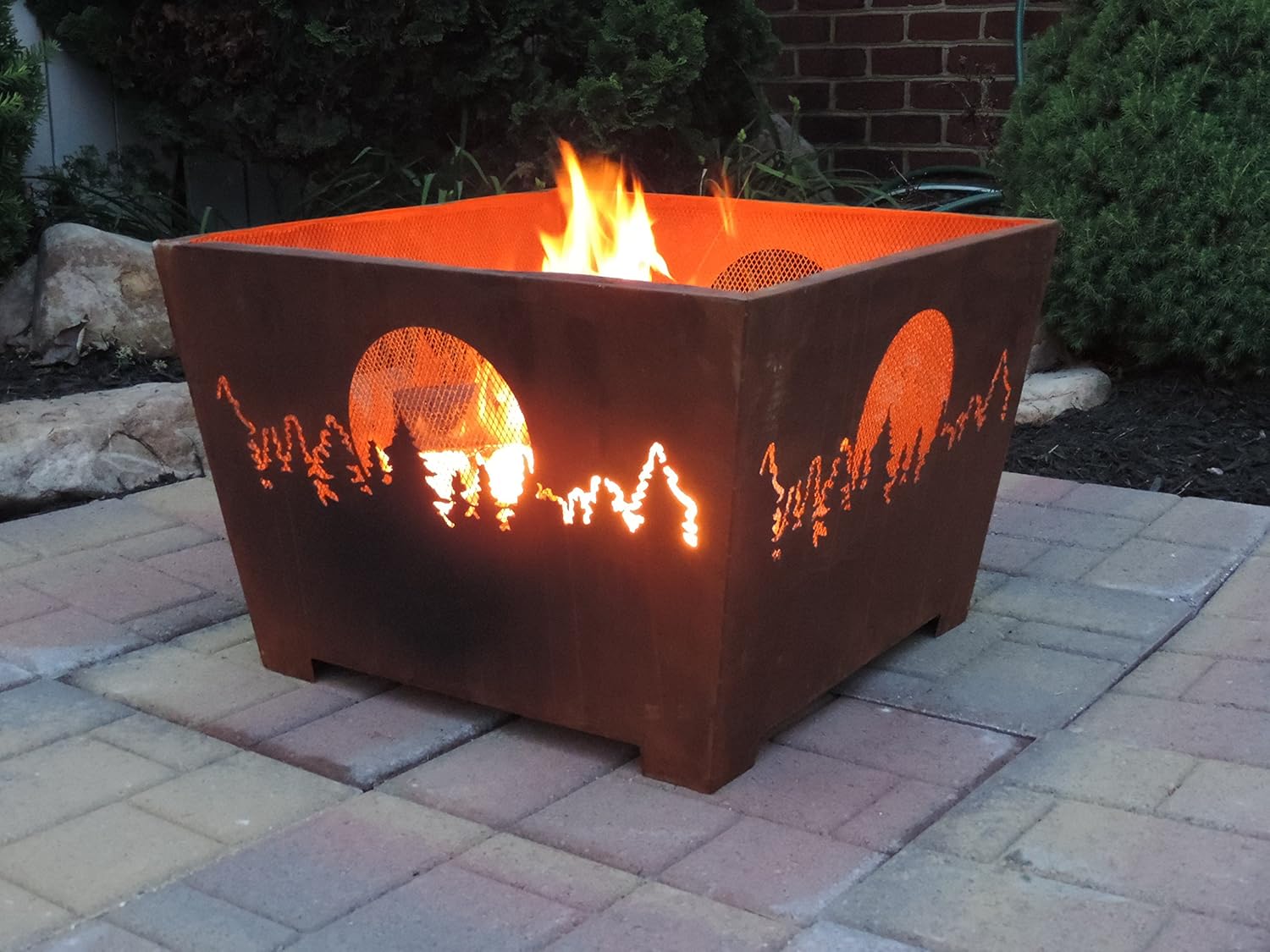 Esschert Design FF1003 Forest and Moon Fire Basket